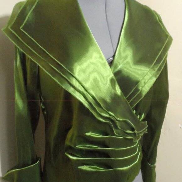 NWOT - Size 16 P - Faux Wrap Blouse - Picture 3 of 4